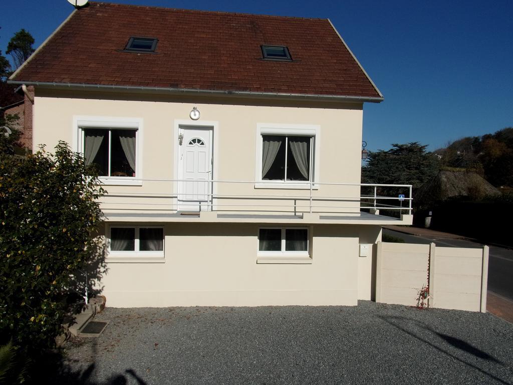 Le Clos Des Camelias *